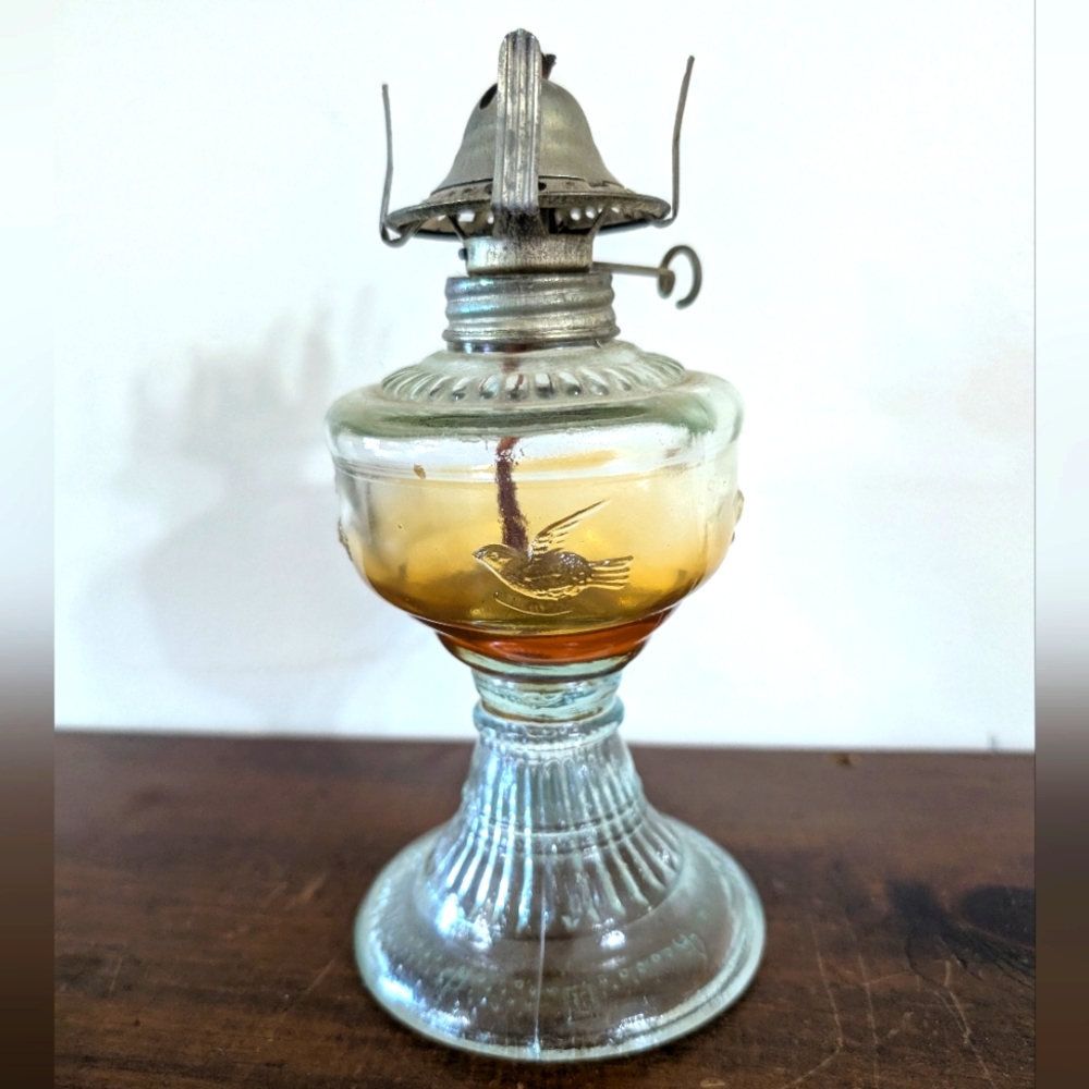 Vintage AN QING CHINA Pressed Clear Glass Pedestal Base Oil Lamp Bird Farm